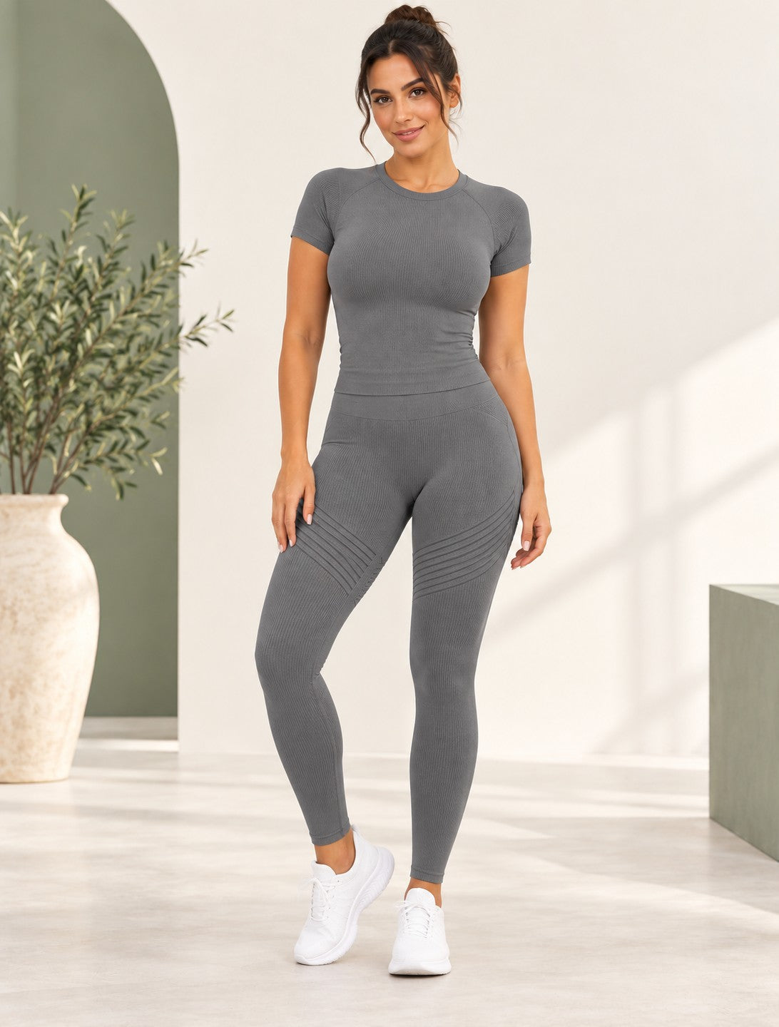 Set Vivazee grigio: leggings scolpenti 3D e t-shirt senza cuciture